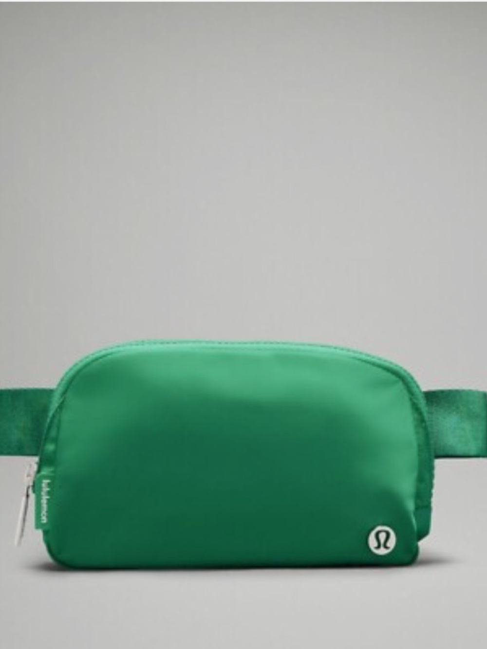 NWT lululemon Everywhere Belt Bag in Green